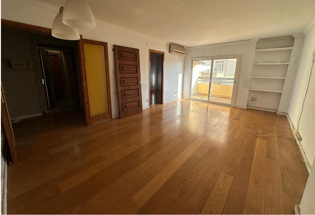 Piso con terraza, Calle Son Oliva